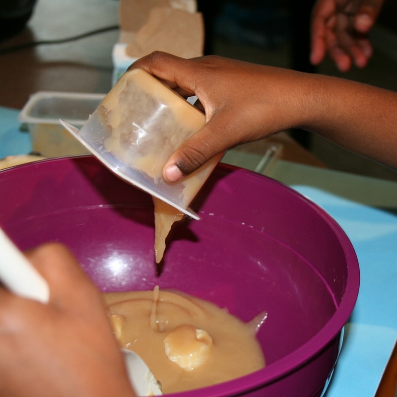 Banana Nut Bread: Adding Gerber Baby Food #CookingWithGerber