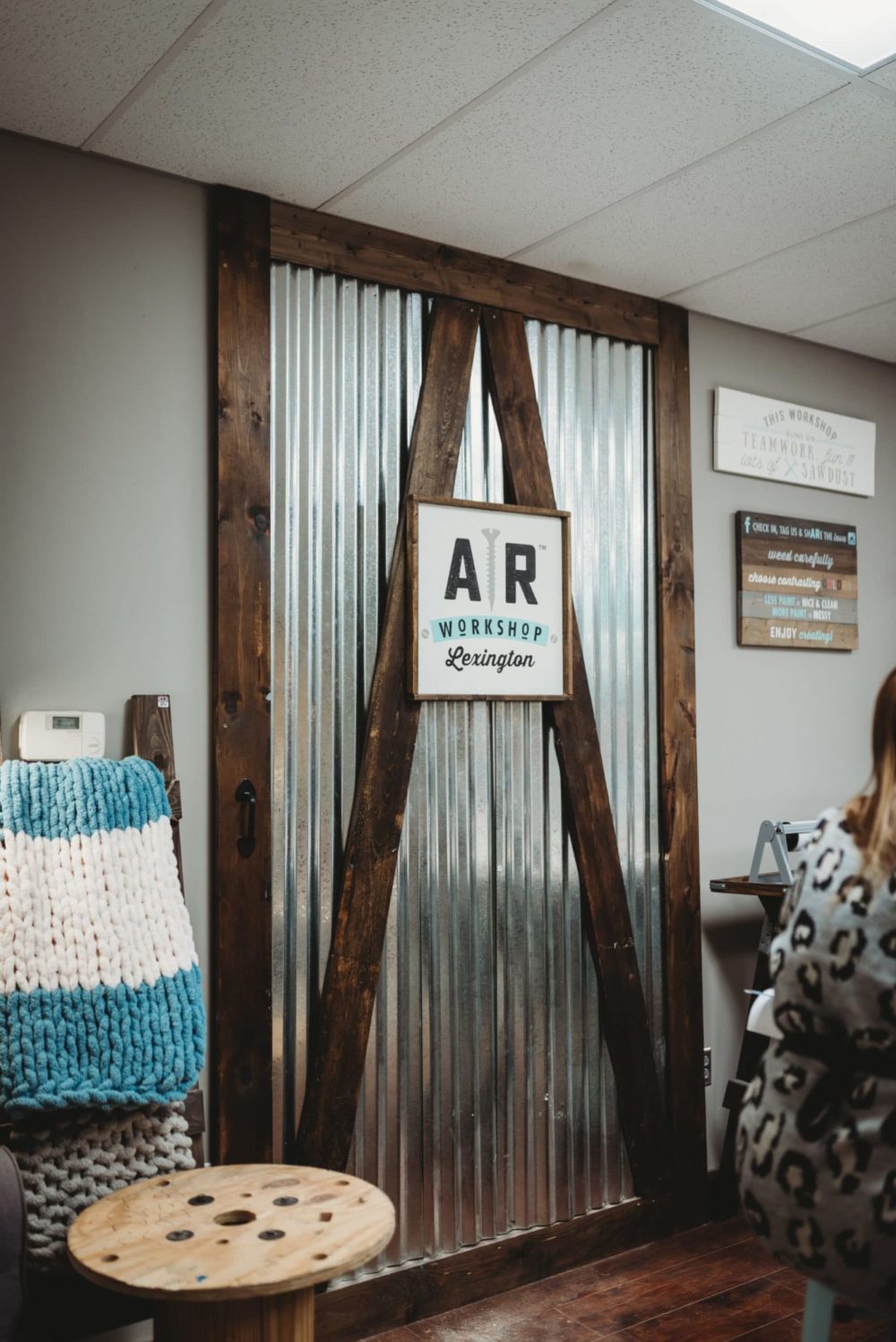 AR Workshop is a boutique do-it-yourself studio that offers hands-on classes for creating custom home decor from raw materials.