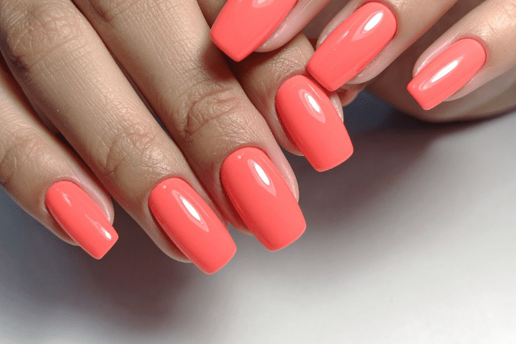 Salon-Grade Nail Gel Brands That Deliver Vibrant Color and Strength