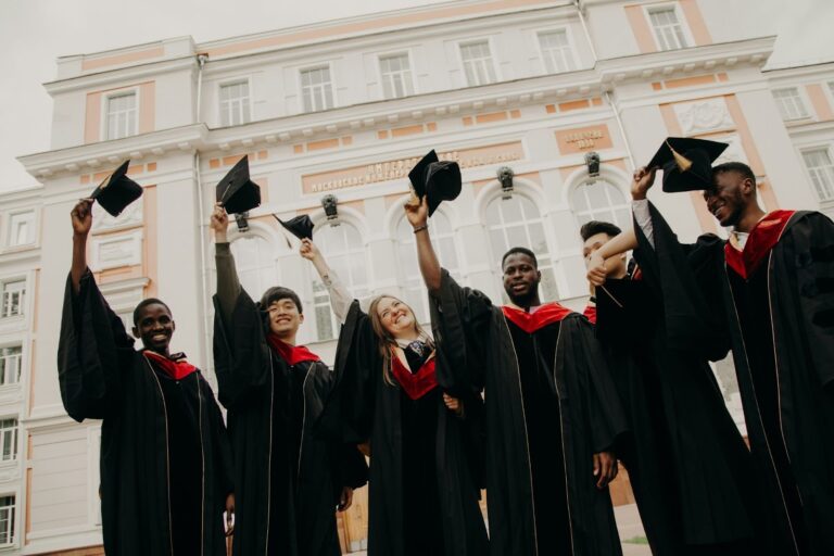 6 Everyday Money Mistakes New Graduates Make (and How to Avoid Them)